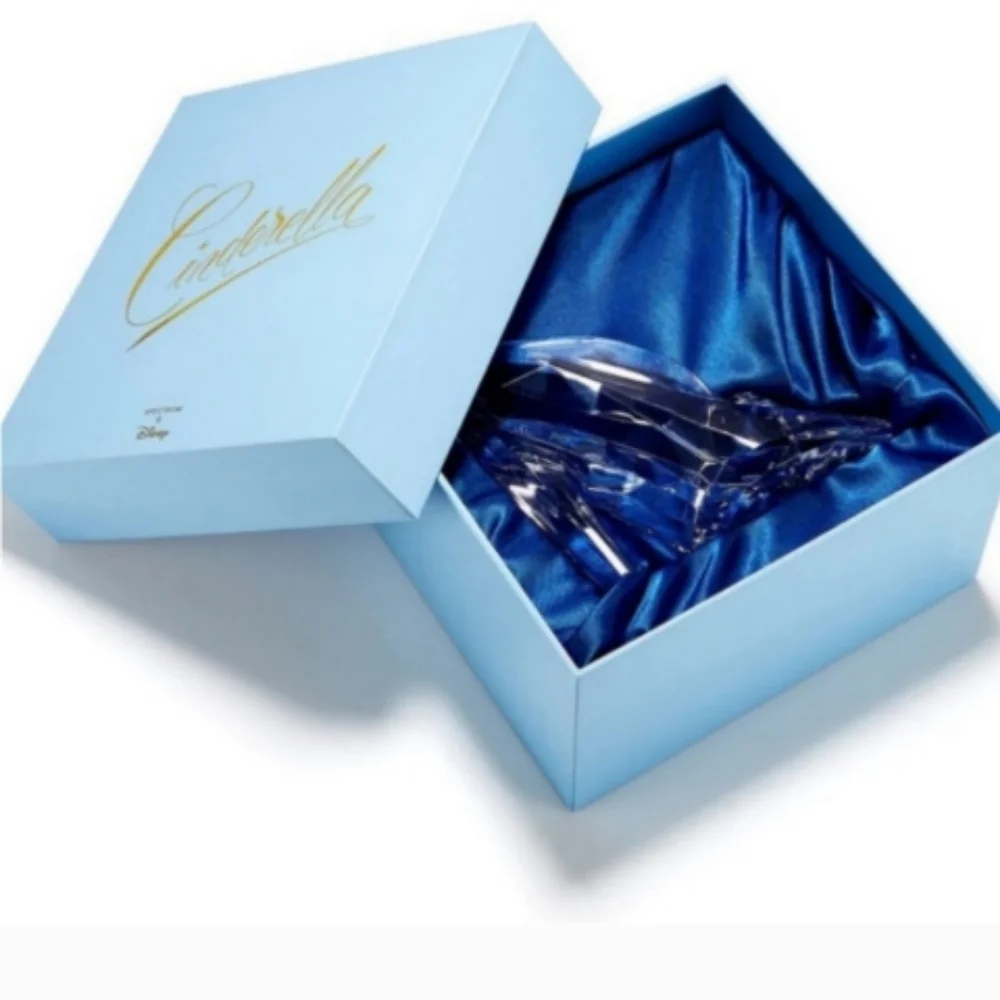 Spectrum x Disney Cinderella slipper with makeup brushes new
